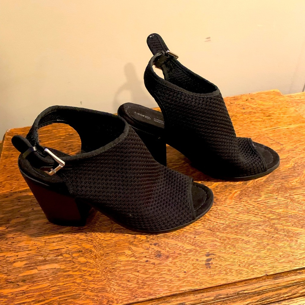 Mesh Sandals